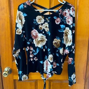 Long Sleeve Cross back Fashion Top